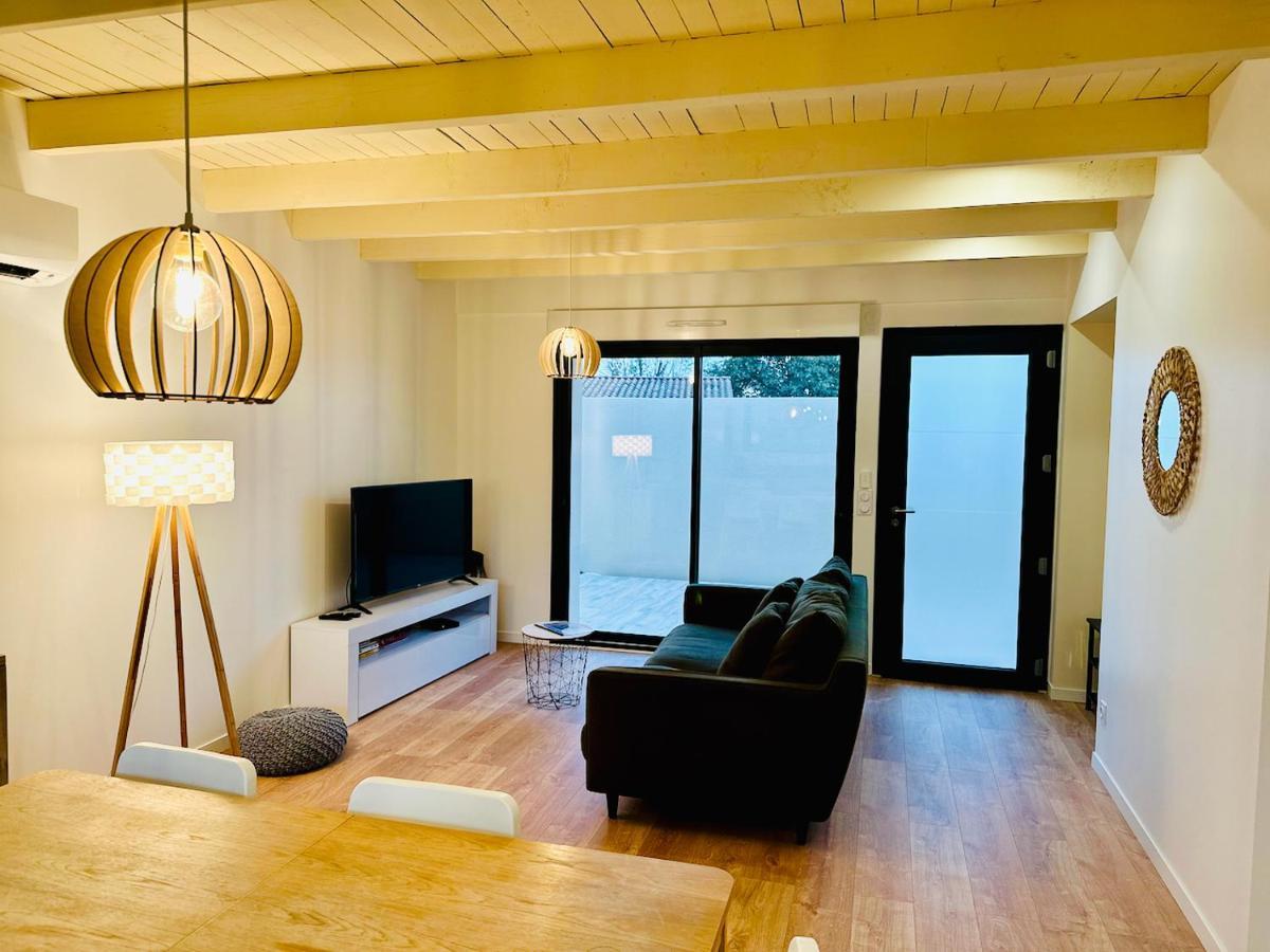 מונטובן La Halte Occitane - Classe 3 Etoiles - Pour 6 Personnes, 3 Chambres, Parking, Terrasse, Tout Inclus מראה חיצוני תמונה